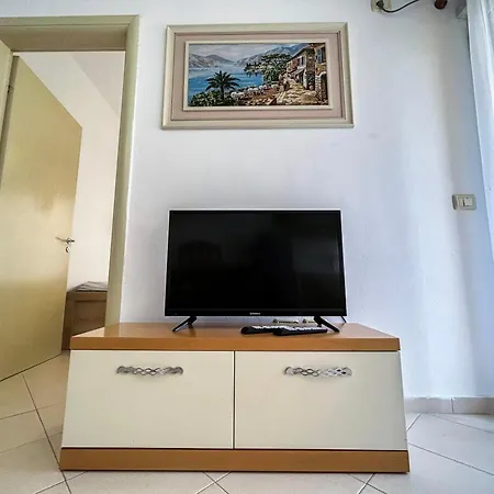 Appartement Veronika & Barbora With Swimming Pool *